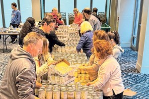 Temple Beth-El Volunteer Efforts Enhance The Community