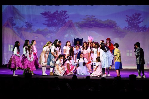 WizardOfOz_A Scenes from the Herricks Middle School production of The Wizard of Oz, which wowed audiences at the Herricks Community Center auditorium with three shows. (Contributed photos)