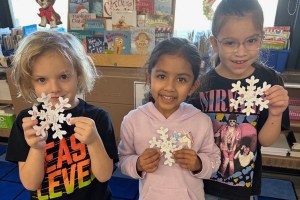 Central Boulevard Students Spread Winter Wishes Throughout Bethpage