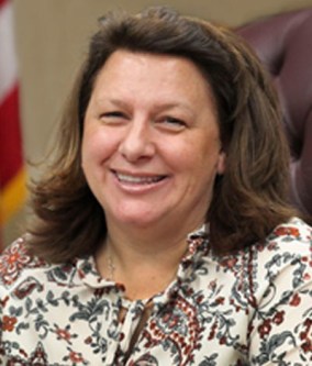 DalimonteLTE_A Councilwoman Mariann
Dalimonte (Photo from the Town of North Hempstead)