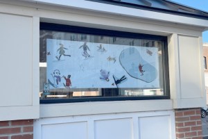 Student Volunteer Gave Glen Cove Downtown’s Police Booth A Makeover