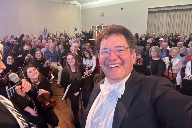 InsideOut_A Bernard takes a selfie with the audience to commemorate this special event. (Photo credit David Bernard)