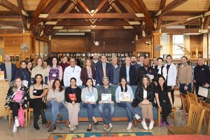 Mystery Readers Visit Manhasset Elementary Schools