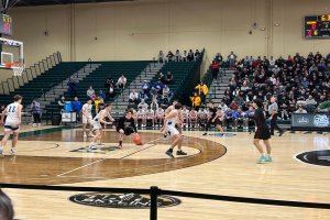 Syosset Boys Basketball Team Competes In Semifinals