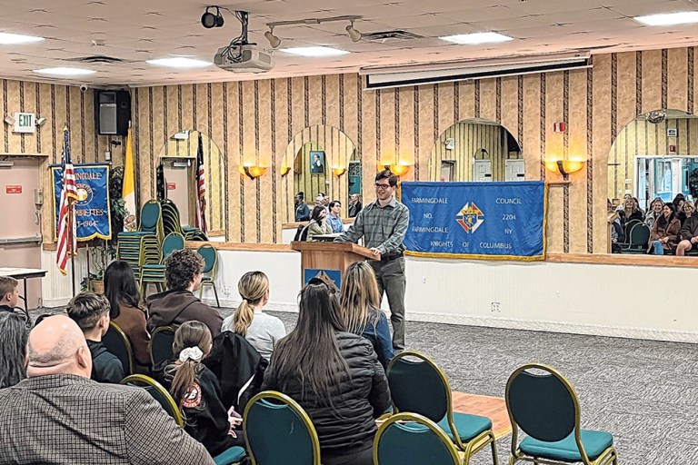 Gavin Rogers presented his campaign in Farmingdale.
(Photo credit Rogers for School Board on Facebook)