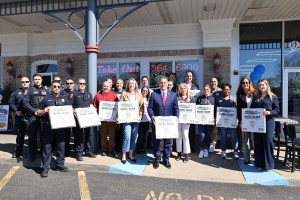 Over 250 Pizzerias Benefit Fallen Police Officers