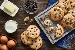 Classic Chocolate Chip Cookies: A Sweet Mother’s Day Treat