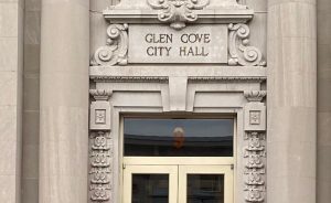 Moody’s Ratings Upgrades Glen Cove