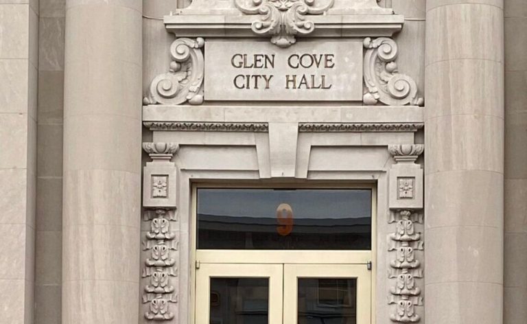 Glen Cove City Hall (Photo by Jennifer Corr)