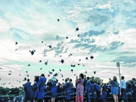 Celebrating Grads Of 2024