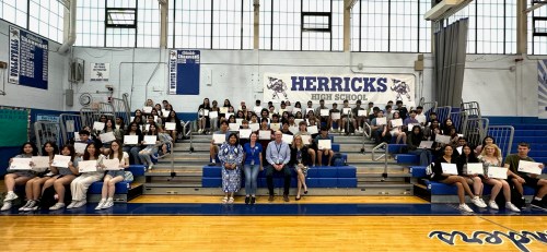 HHS President’s Volunteer Service Award Herricks High School recognized 102 students with the President’s Volunteer Service Award for 2024. (Photo courtesy of Herricks Public Schools)
