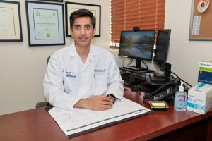 Plainview Doctor Performs Groundbreaking Men’s Health Procedure