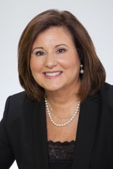 Mayor Barbara Donno of the Village of Plandome Manor has been appointed to
the Executive Committee of the New York State Conference of Mayors and Municipal Officials (Photo courtesy of NYCOM).