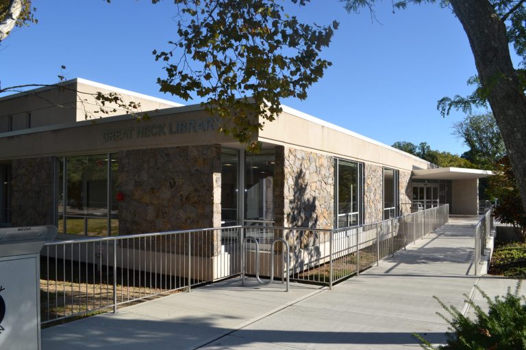 The Great Neck Library (Photo by Alex Nunez)
