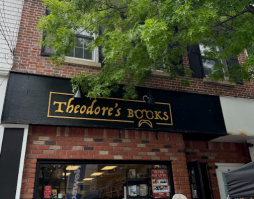 Theodore’s Books Hosts Author Hilary JM Topper