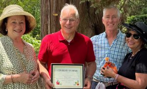 Dean Yoder Earns Perennial Bloom Award