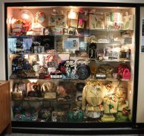 Vintage Fabulous Finds Returns to the Bryant Library