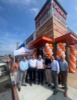 Syosset’s Dunkin’ Hosts Grand Re-Opening