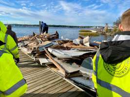 Manhasset Bay Clean-Up removes debris from water
